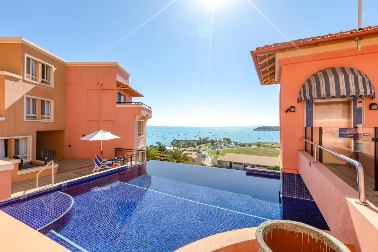 Martinique Whitsunday Resort Эйрли-Бич Экстерьер фото