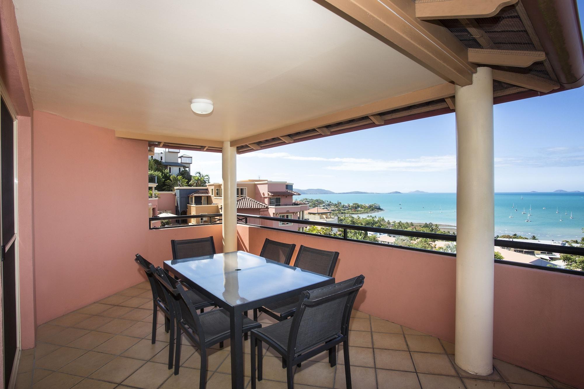 Martinique Whitsunday Resort Эйрли-Бич Экстерьер фото
