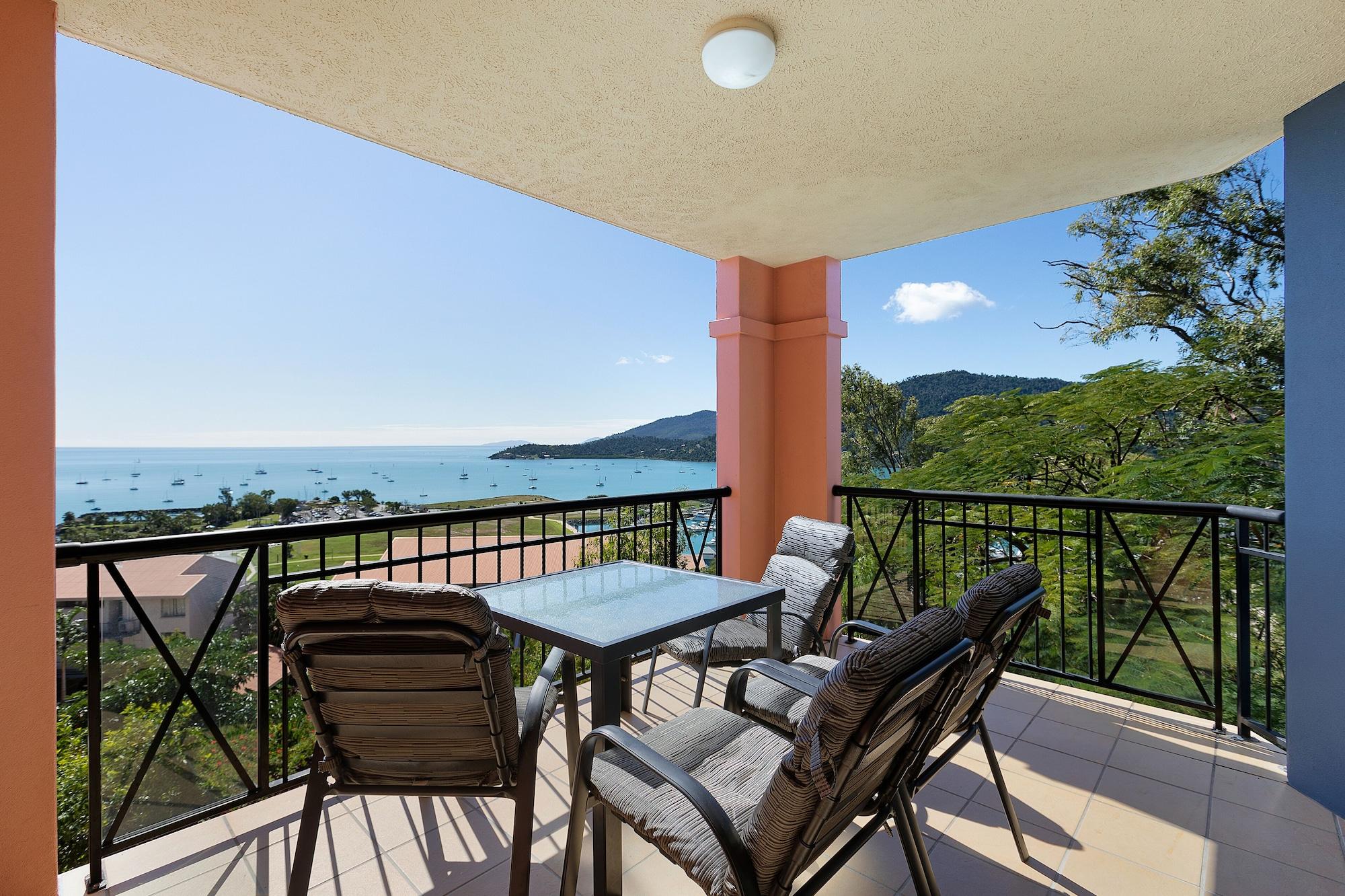 Martinique Whitsunday Resort Эйрли-Бич Экстерьер фото